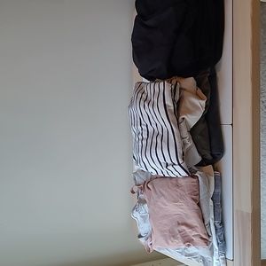 Maternity Wardrobe - Four Seasons - Sz M - 17 coordinating pieces one low price